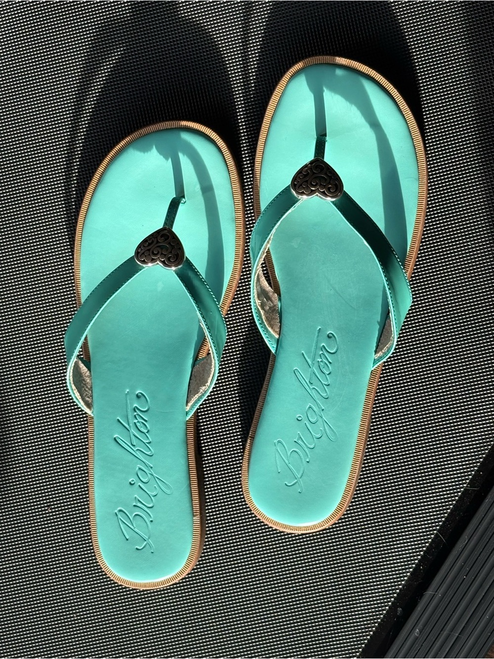 Brighton Vintage Orla 4 Filigree Heart Flip Flops Patent Leather, Blue, 9M - Picture 7 of 7